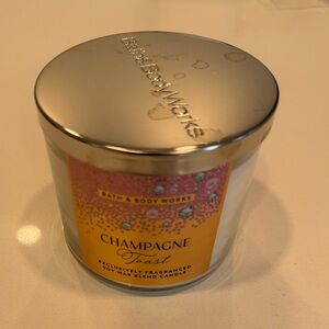 Bath & Body Works Champagne Toast Scented Candle
